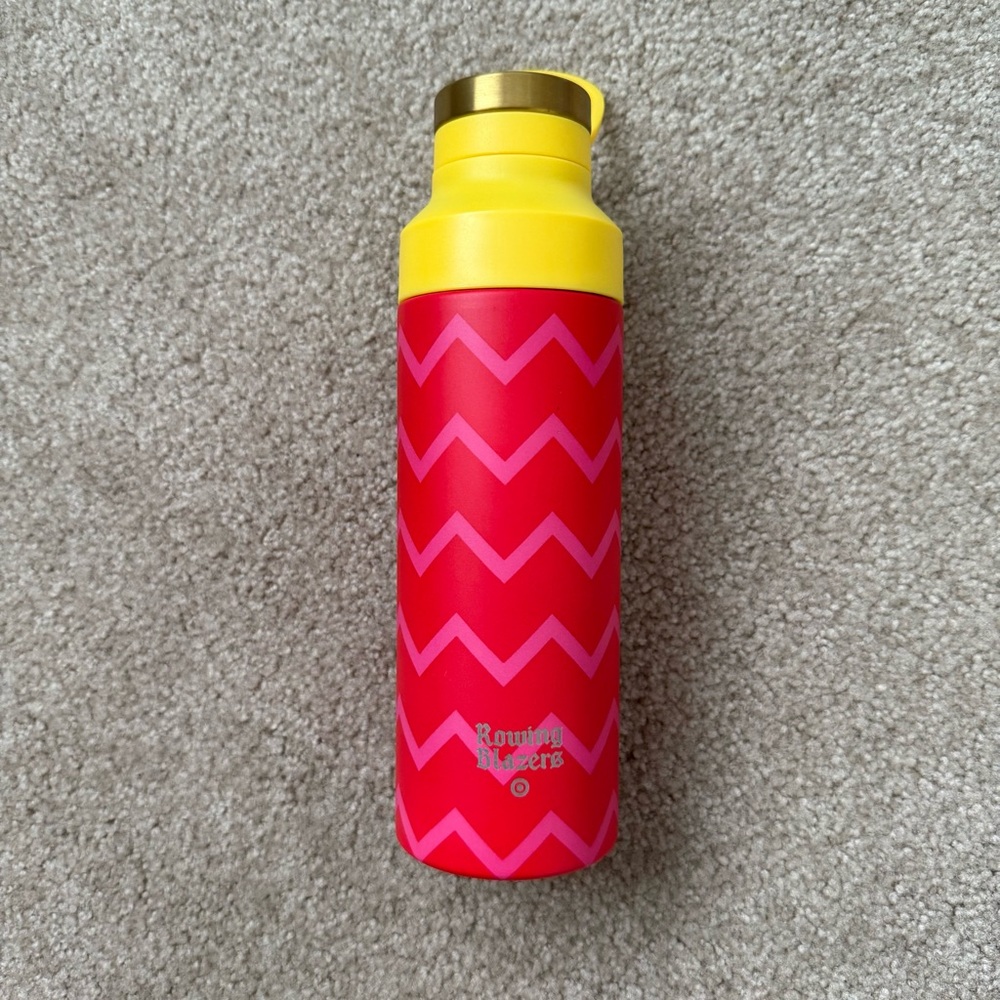Target Rowing Blazers Vacuum Insulated Water Bottle Stainless Steel Red Pink NEW
